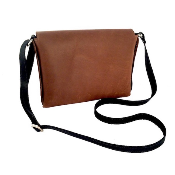 Curtis Blake Side Threaded Leather Crossbody Purse - Chocolate/Black - Picture 3 of 6